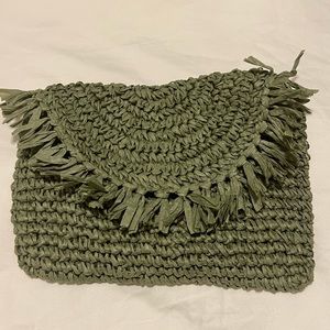 Green straw clutch